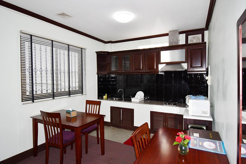 Excellency Apartment В'єнтьян Екстер'єр фото